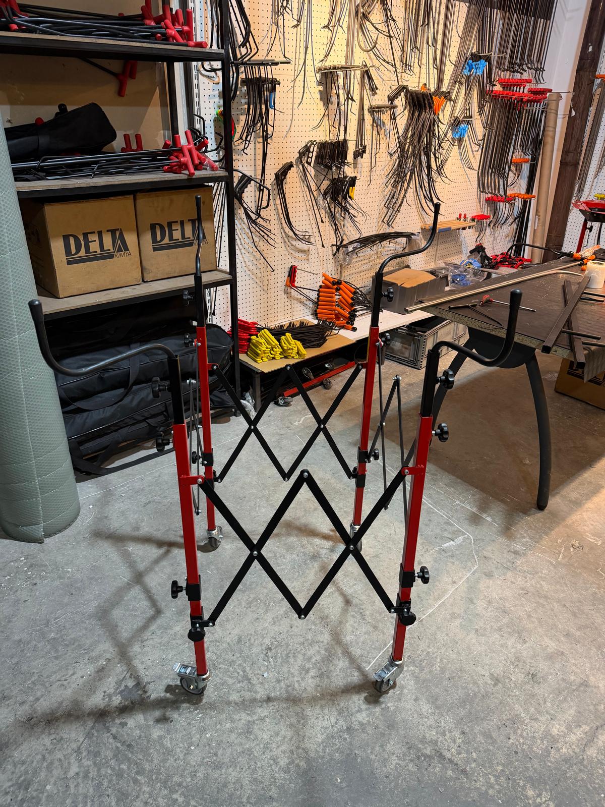 Accordion Hood Set Stand